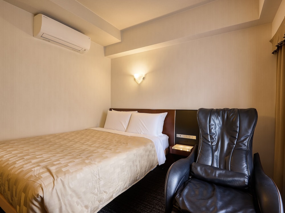 プレミアムルーム 禁煙 (エアウィーブマットレス, スマートTV) 客室2 | ホテルブライオン那覇