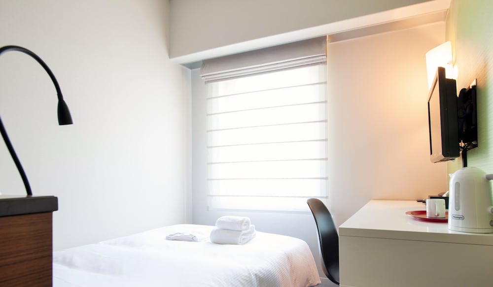 スーペリア ダブルルーム 禁煙 客室1 | アゴーラプレイス東京浅草