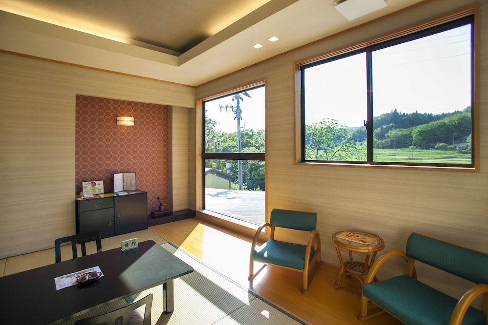 スタンダード ルーム 部屋からの景観1 | 奥州平泉温泉 そば庵 しづか亭
