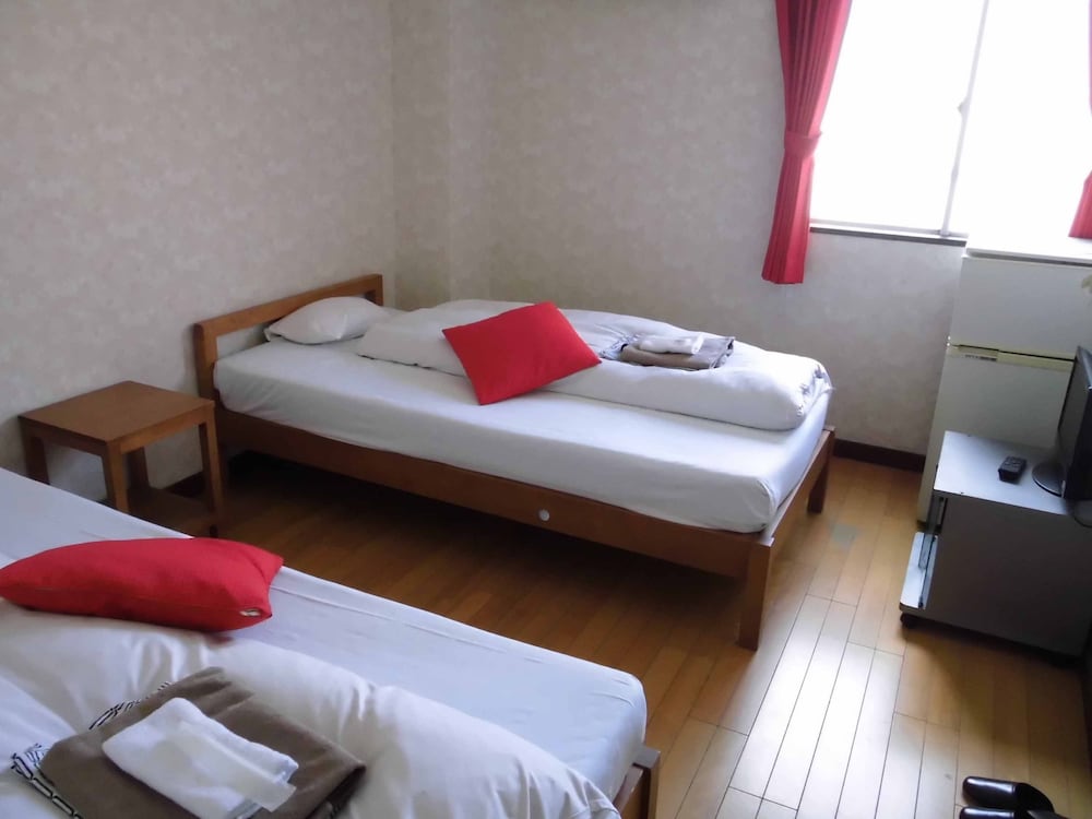 エコノミー ツインルーム 禁煙 共用バスルーム （和室または洋室） 客室1 | ホテル太洋