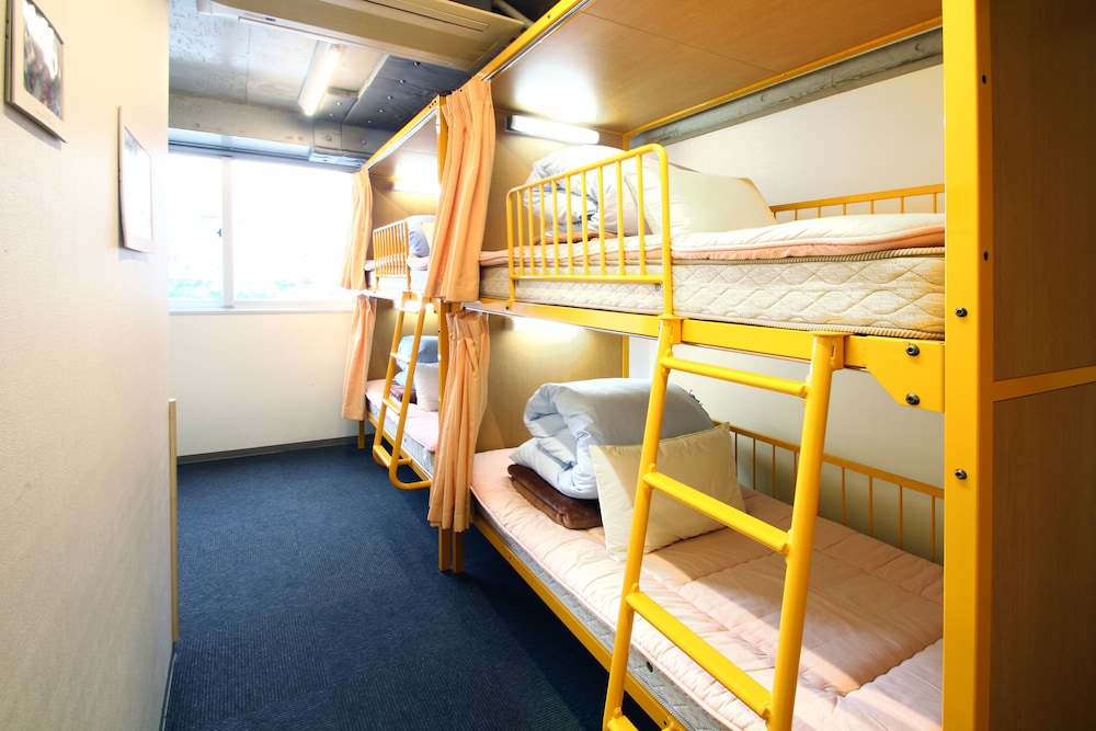 4 人部屋禁煙 客室3 | サクラホステル浅草