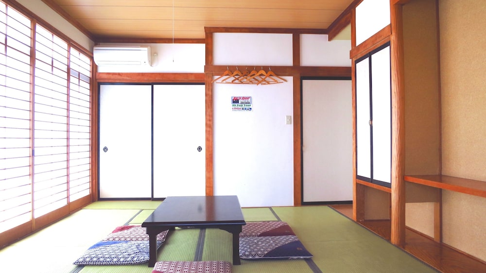 和室　専用バスルーム付　大人5〜6名用 | ケイズハウス Mt. 富士