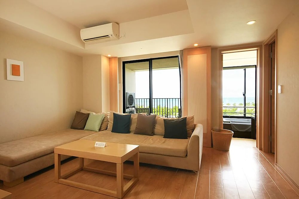 デラックス 1ベッドルーム 3~4階 (禁煙) 部屋からの景観0 | ムーンオーシャン宜野湾 ホテル & レジデンス