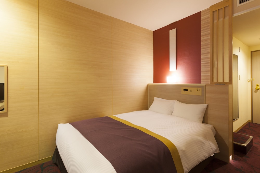 ダブルルーム 禁煙 | 調布クレストンホテル