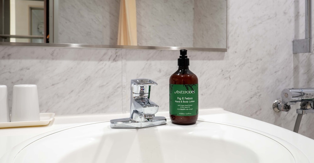 スタンダード ツインルーム 禁煙 客室2 | ホテルクラウンパレス浜松