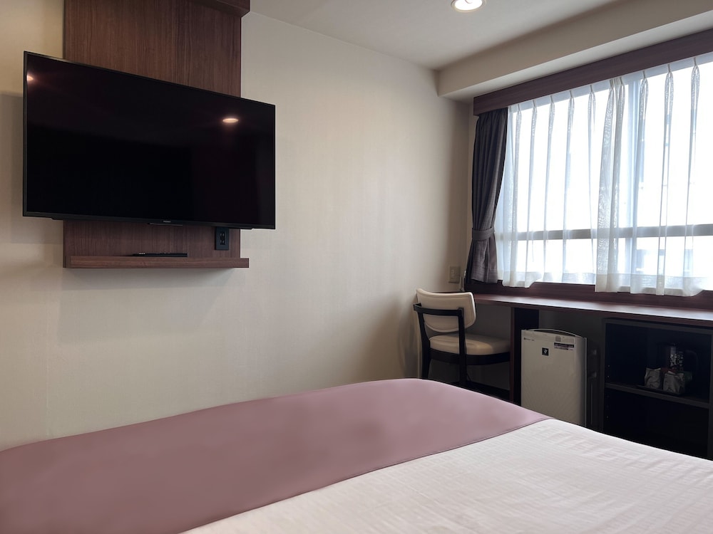 スタンダード ダブルルーム [全室禁煙] 客室1 | かどやホテル