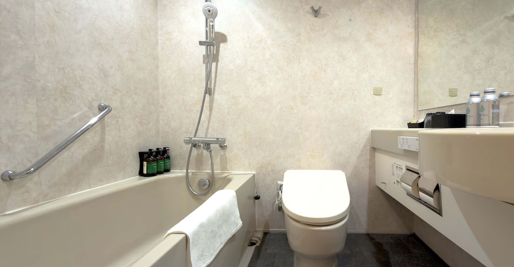 スタンダードダブル 禁煙 バスルーム1 | ホテルクラウンパレス知立