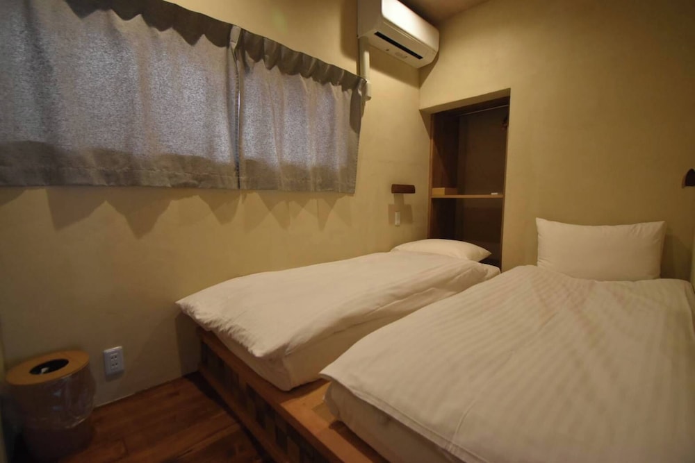 ヒルトップハウス シービュー 専用露天風呂 サウナ付き 禁煙 客室2 | マイロッジ直島　My Lodge Naoshima