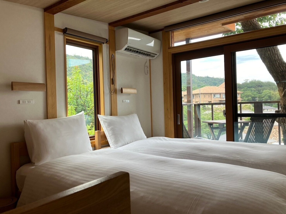 オークツリーハウス 専用サウナ付き 禁煙 | マイロッジ直島　My Lodge Naoshima