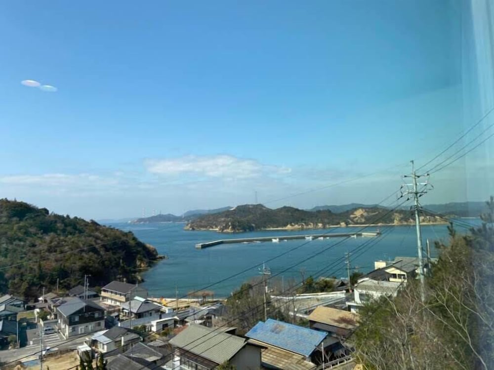 スタンダード ルーム シービュー Type A 禁煙 ウォーター ビュー0 | マイロッジ直島 My Lodge Naoshima