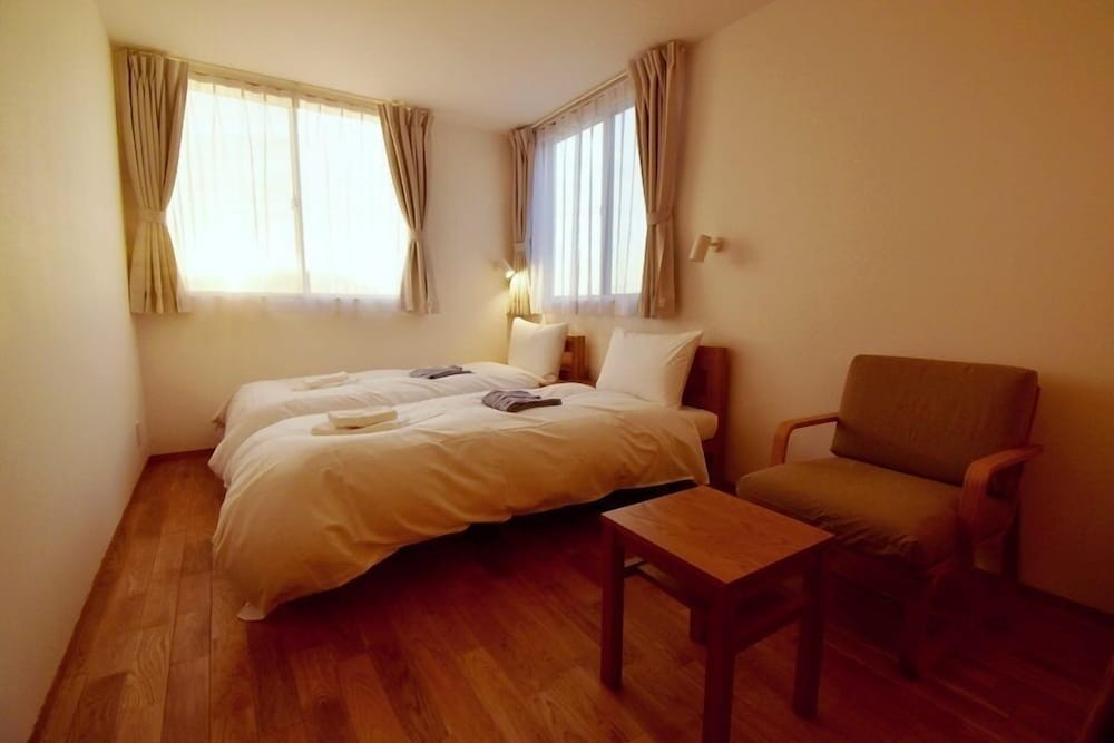 スタンダード ルーム シービュー Type A 禁煙 客室3 | マイロッジ直島 My Lodge Naoshima