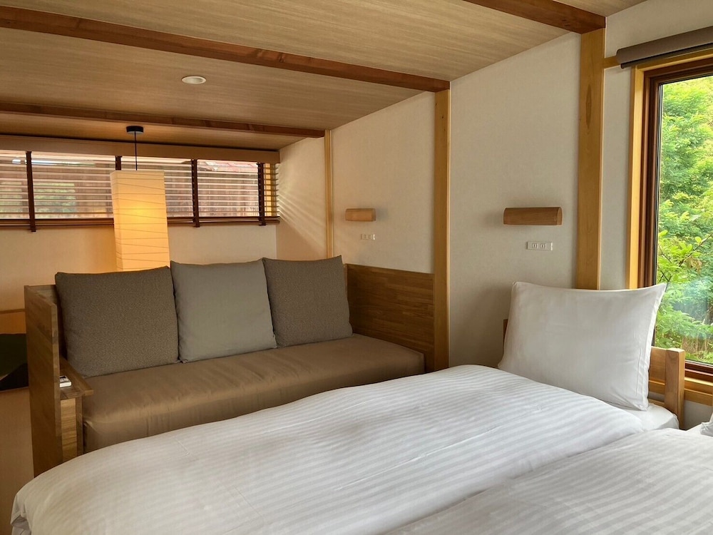 オークツリーハウス 専用サウナ付き 禁煙 客室1 | マイロッジ直島　My Lodge Naoshima