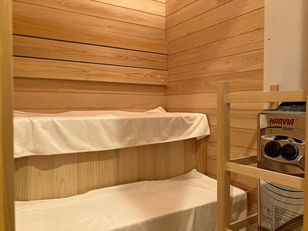 オークツリーハウス 専用サウナ付き 禁煙 バスルーム0 | マイロッジ直島　My Lodge Naoshima