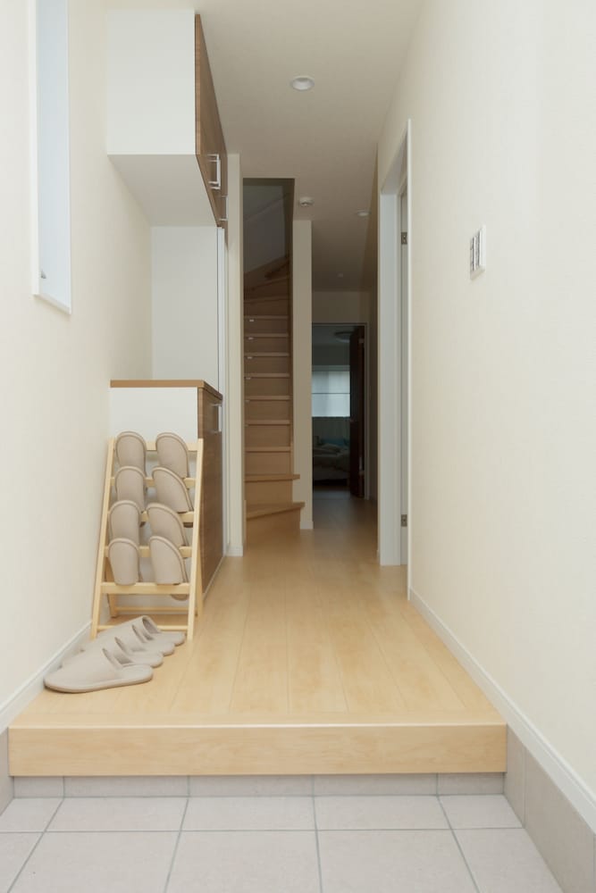 内部エントランス1 | Nishi-Sugamo Guest House 2min to Nishi-Sugamo Sta. 13min to Ikebukuro Sta.