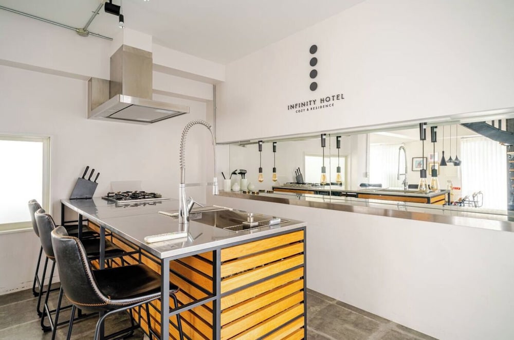 樋川 専用キッチン1 | INFINITY HOTEL -HIGAWA-