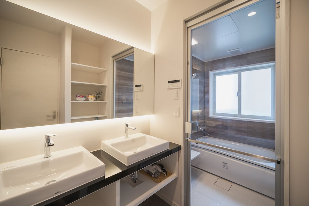 樋川 バスルームのシンク0 | INFINITY HOTEL -HIGAWA-