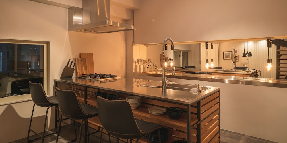 樋川 リビング エリア9 | INFINITY HOTEL -HIGAWA-