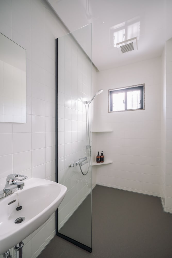 ジッチャク バスルームのシャワー0 | INFINITY HOTEL -JICCHAKU-