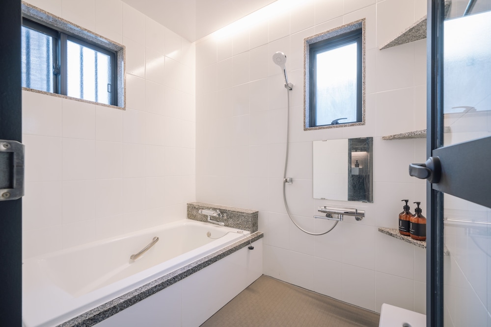 ジッチャク バスルーム1 | INFINITY HOTEL -JICCHAKU-