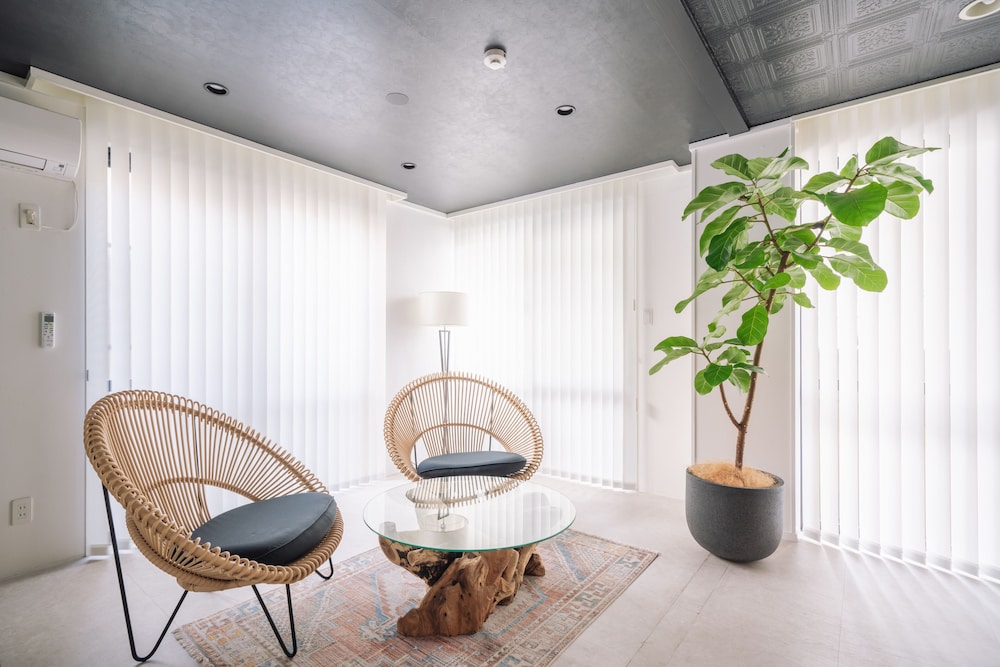 ジッチャク リビング エリア4 | INFINITY HOTEL -JICCHAKU-