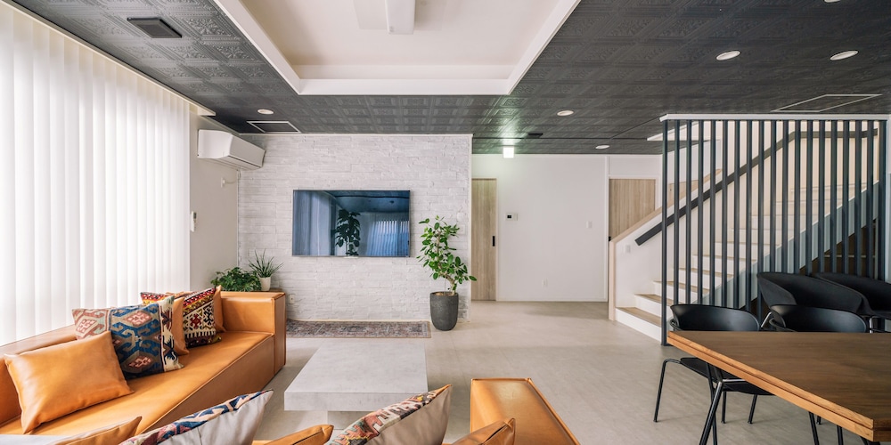 ジッチャク リビング エリア15 | INFINITY HOTEL -JICCHAKU-