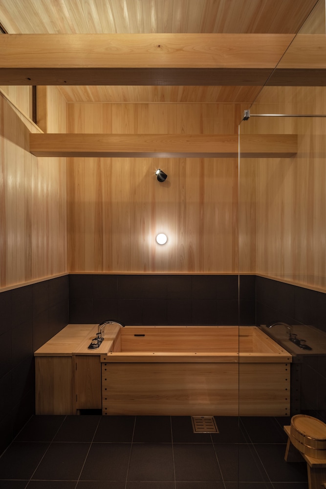 大正期推定 ATU 602号室121平米 禁煙 バスルーム1 | NIPPONIA HOTEL 大洲 城下町