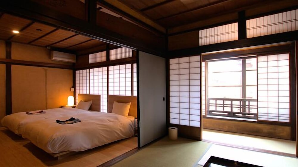 今岡製糸創設者の邸宅 YUKI 801号室 102平米 禁煙 | NIPPONIA HOTEL 大洲 城下町