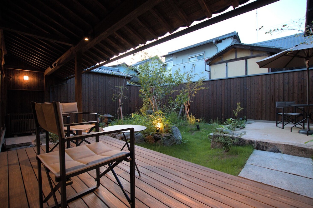 江戸期 TAKE 702号室 4ベッド・テラス付 133平米 禁煙 客室3 | NIPPONIA HOTEL 大洲 城下町