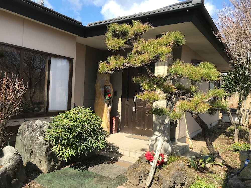 メインイメージ | Spacious Traditional House