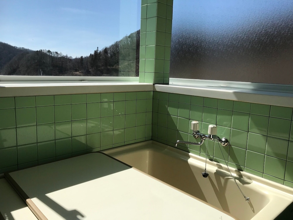 一棟貸し バスルーム0 | A villa in the forest in Minamikaruizawa