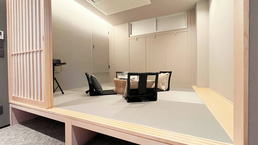 デラックススイート和洋室 客室2 | Glamping Tokyo Asakusa