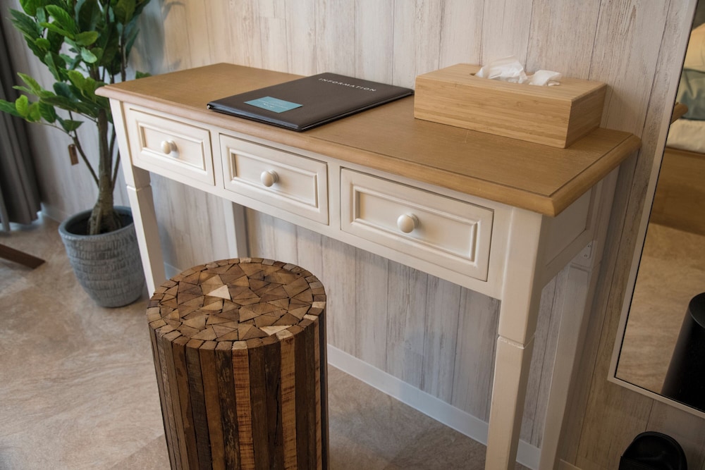 スーペリア ツインルーム 共用バスルーム 客室9 | Glamping Tokyo Asakusa