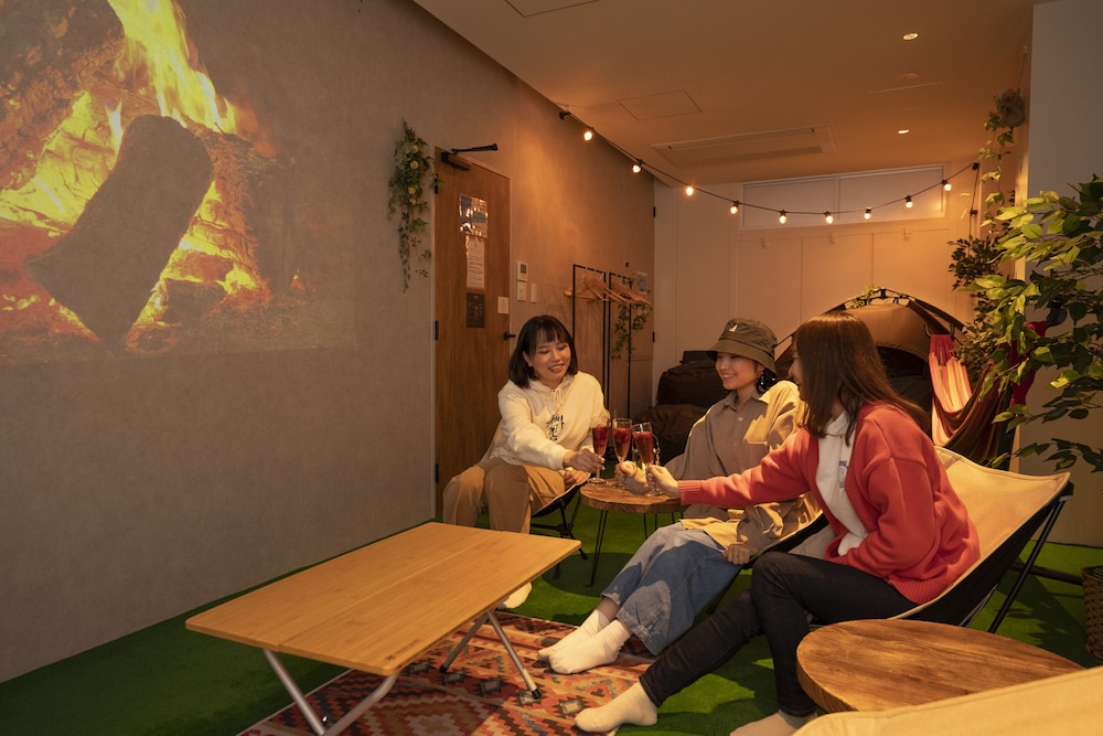 シアタールーム 客室4 | Glamping Tokyo Asakusa