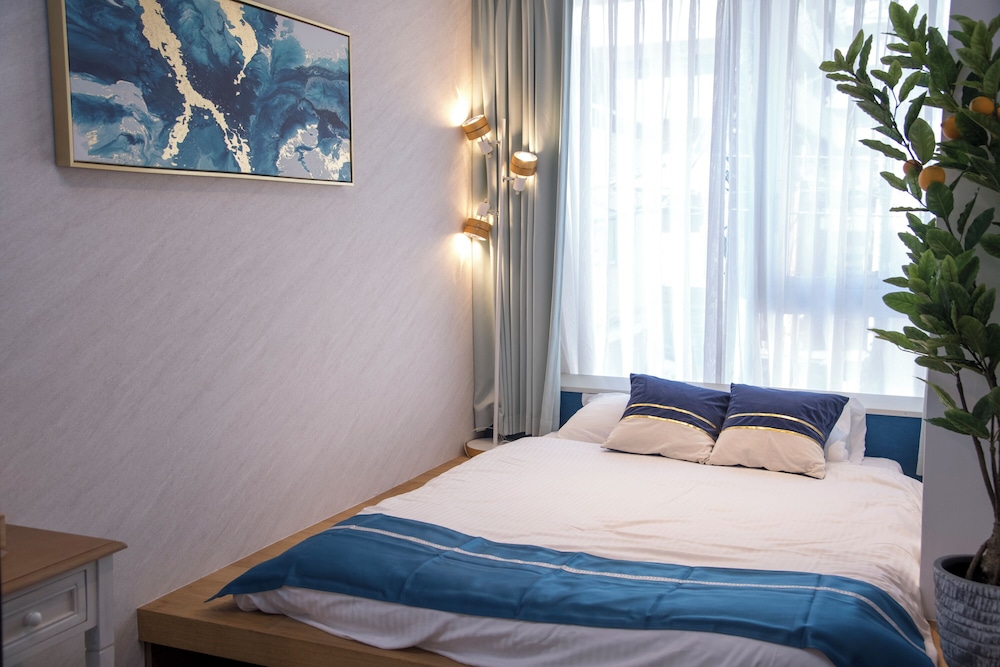 スタンダード ダブルルーム 共用バスルーム 客室10 | Glamping Tokyo Asakusa