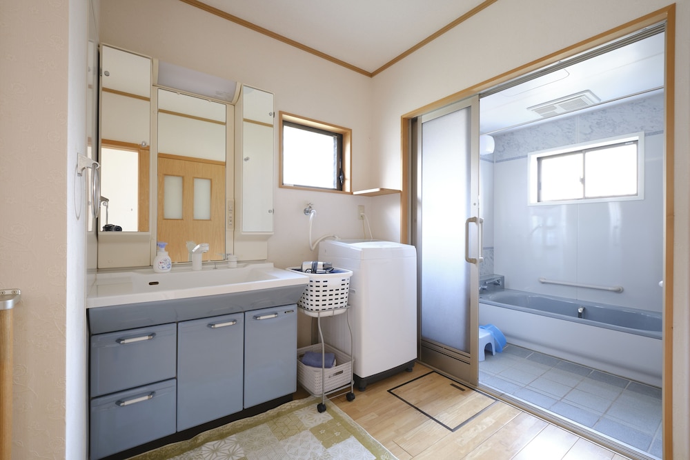 ファミリー ハウス バスルーム0 | Vacation rentals -un-