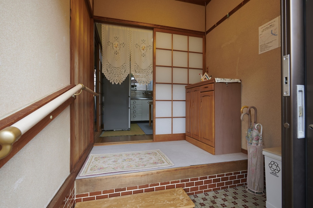 内装1 | Vacation rentals -un-