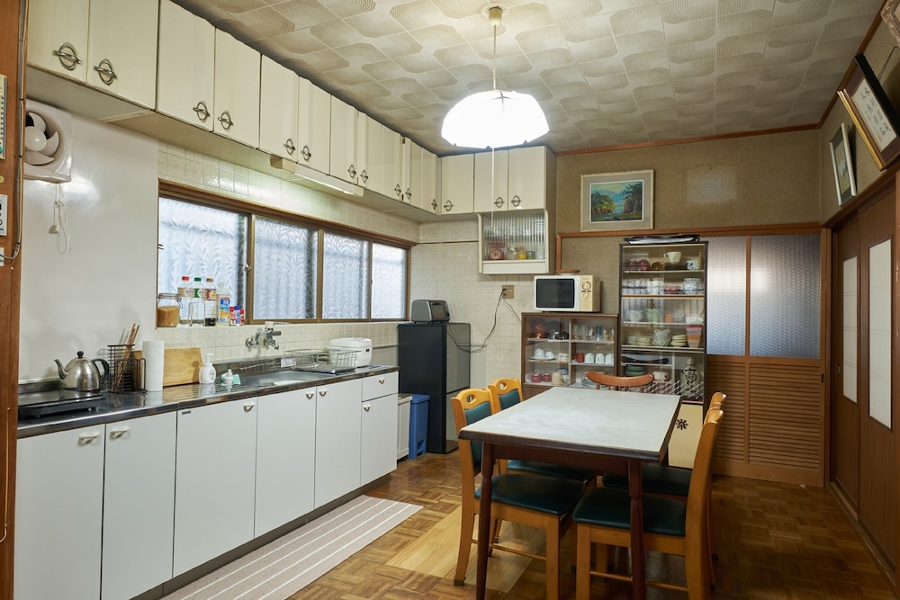 一棟貸し 客室内のダイニングエリア0 | Vacation rentals -ryu-