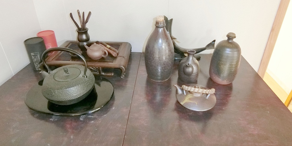 デラックス ヴィラ 1 ベッドルーム キッチン パーシャル オーシャン ビュー 客室の設備とサービス2 | しらはまの宿 明時別荘