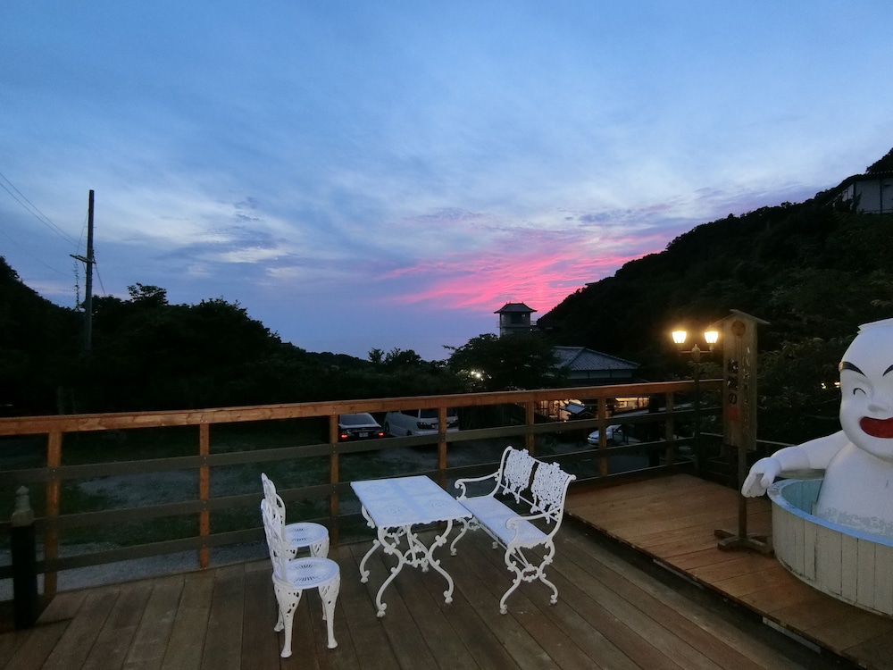 スーペリアファミリールーム (二段ベッド 170×100 センチメートル) テラス / パティオ5 | しらはまの宿 明時別荘