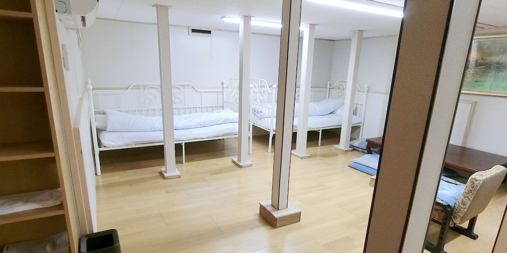 デラックス ヴィラ 1 ベッドルーム キッチン パーシャル オーシャン ビュー 客室2 | しらはまの宿 明時別荘