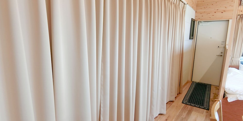 デラックス ヴィラ 1 ベッドルーム キッチン パーシャル オーシャン ビュー 客室4 | しらはまの宿 明時別荘