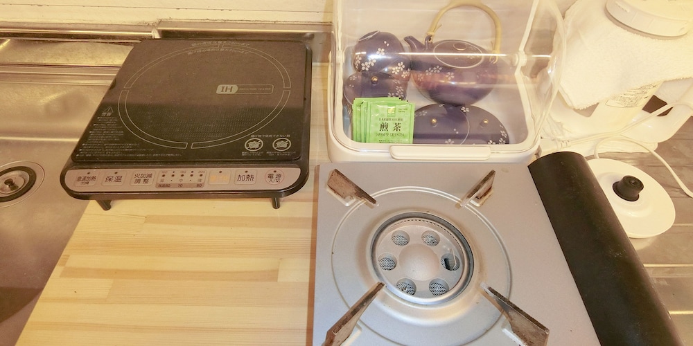 デラックス ヴィラ 1 ベッドルーム キッチン パーシャル オーシャン ビュー 客室の設備とサービス1 | しらはまの宿 明時別荘