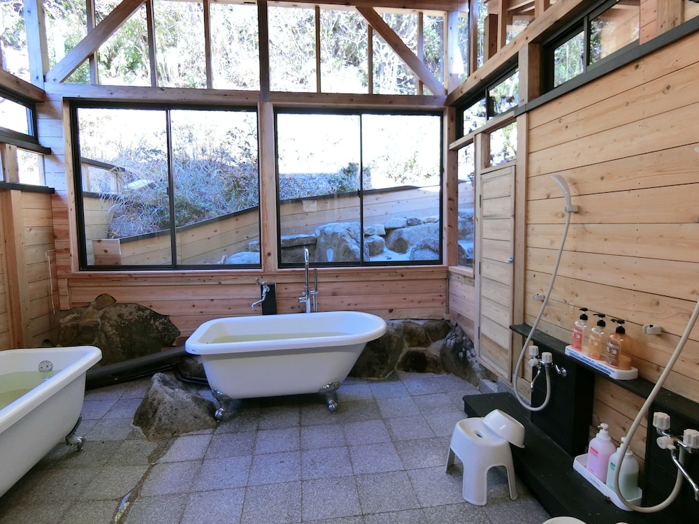 スーペリアファミリールーム (二段ベッド 170×100 センチメートル) 部屋からの景観0 | しらはまの宿 明時別荘