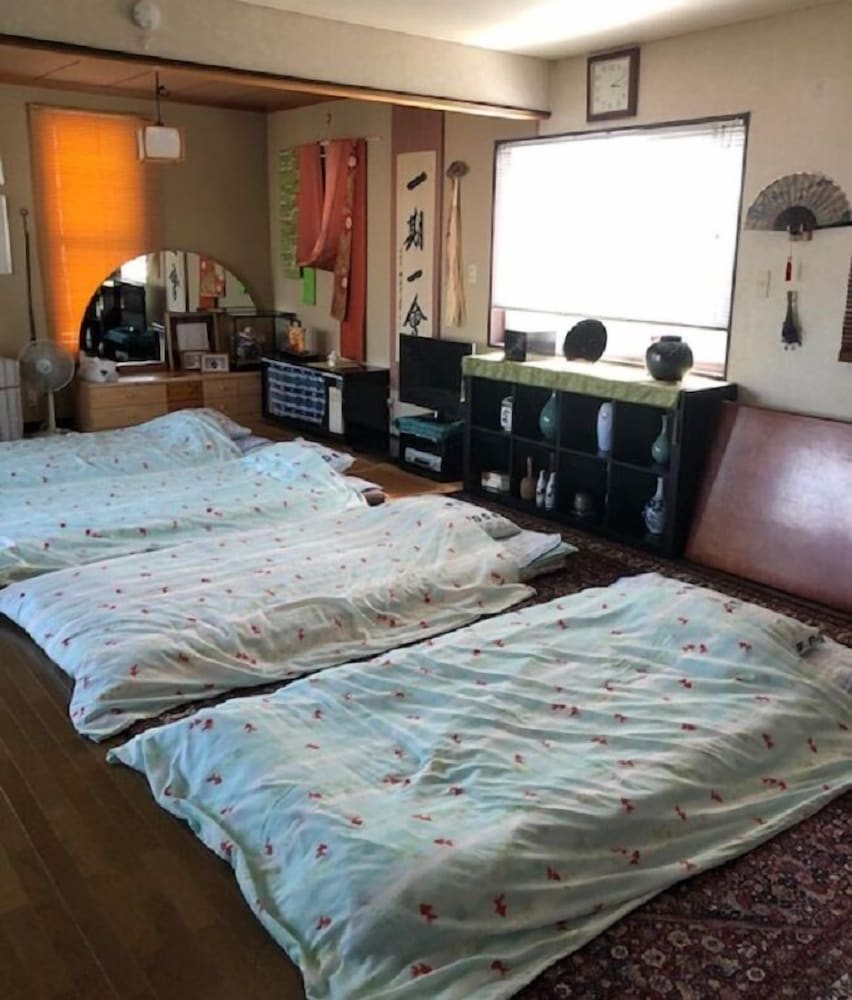 4 人部屋 | ゲストハウス チャラ