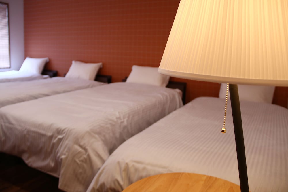 スタンダード トリプルルーム 客室4 | ヴィラ いづもや