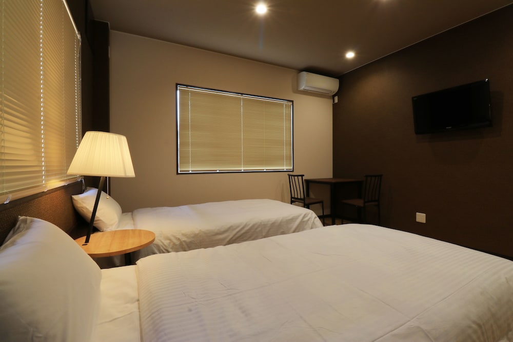 スタンダード ツインルーム 客室1 | ヴィラ いづもや