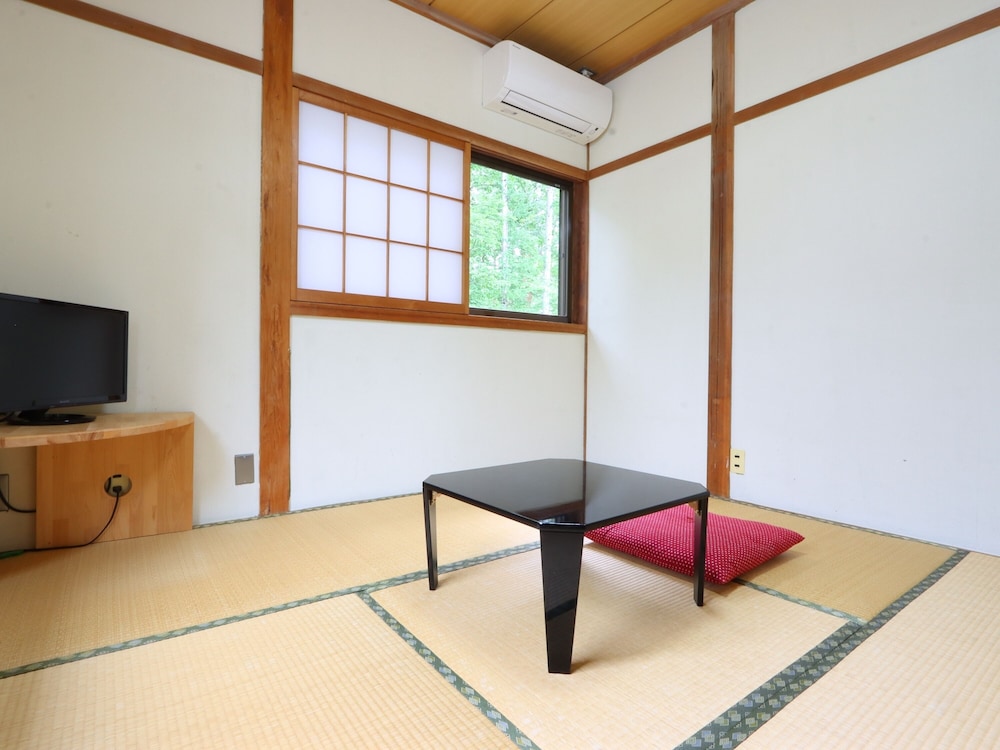 和室2人部屋 客室1 | 金剛寺 宿坊 成穂院
