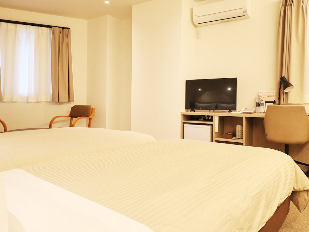 デラックス トリプルルーム 禁煙 客室8 | 小田原ターミナルホテル