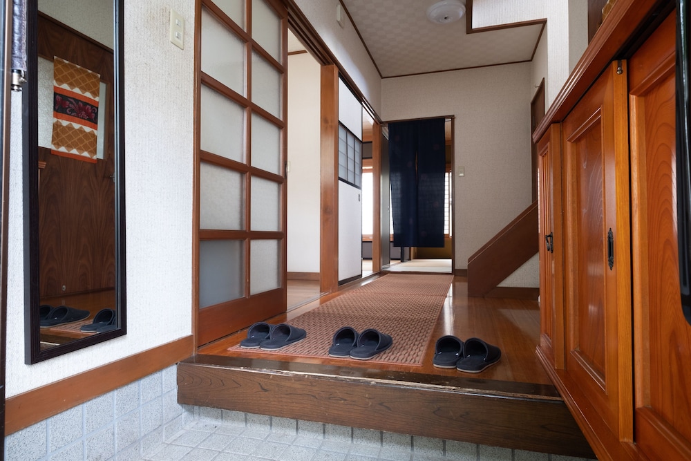 内部エントランス1 | CLASSIC JAPAN LIVING 浅間 内部エントランス1 | CLASSIC JAPAN LIVING 浅間