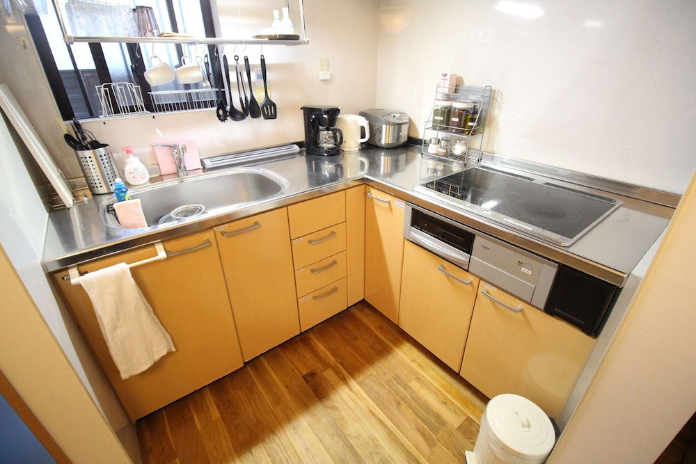 一棟貸し 専用簡易キッチン1 | TRAD GUEST HOUSE KYOTO